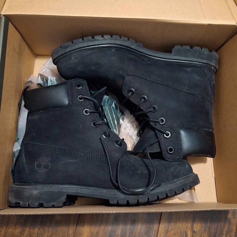 Black Timberland Boots 6 inch